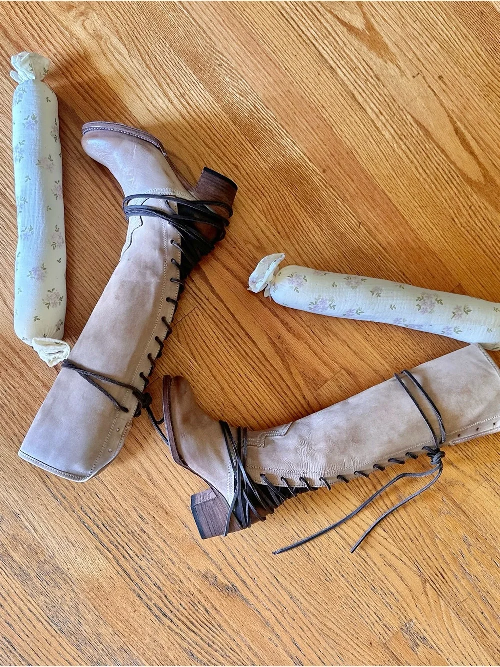 Freebird by Steven Taupe Leather with Wrap Straps, size 7. New